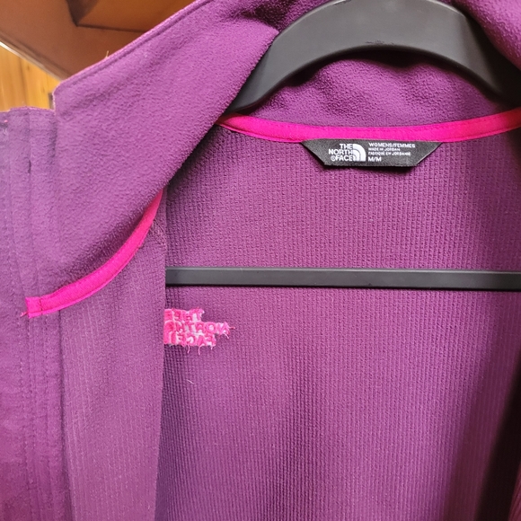 North Face Jacket Grape/Fuschia Medium - Picture 5 of 5